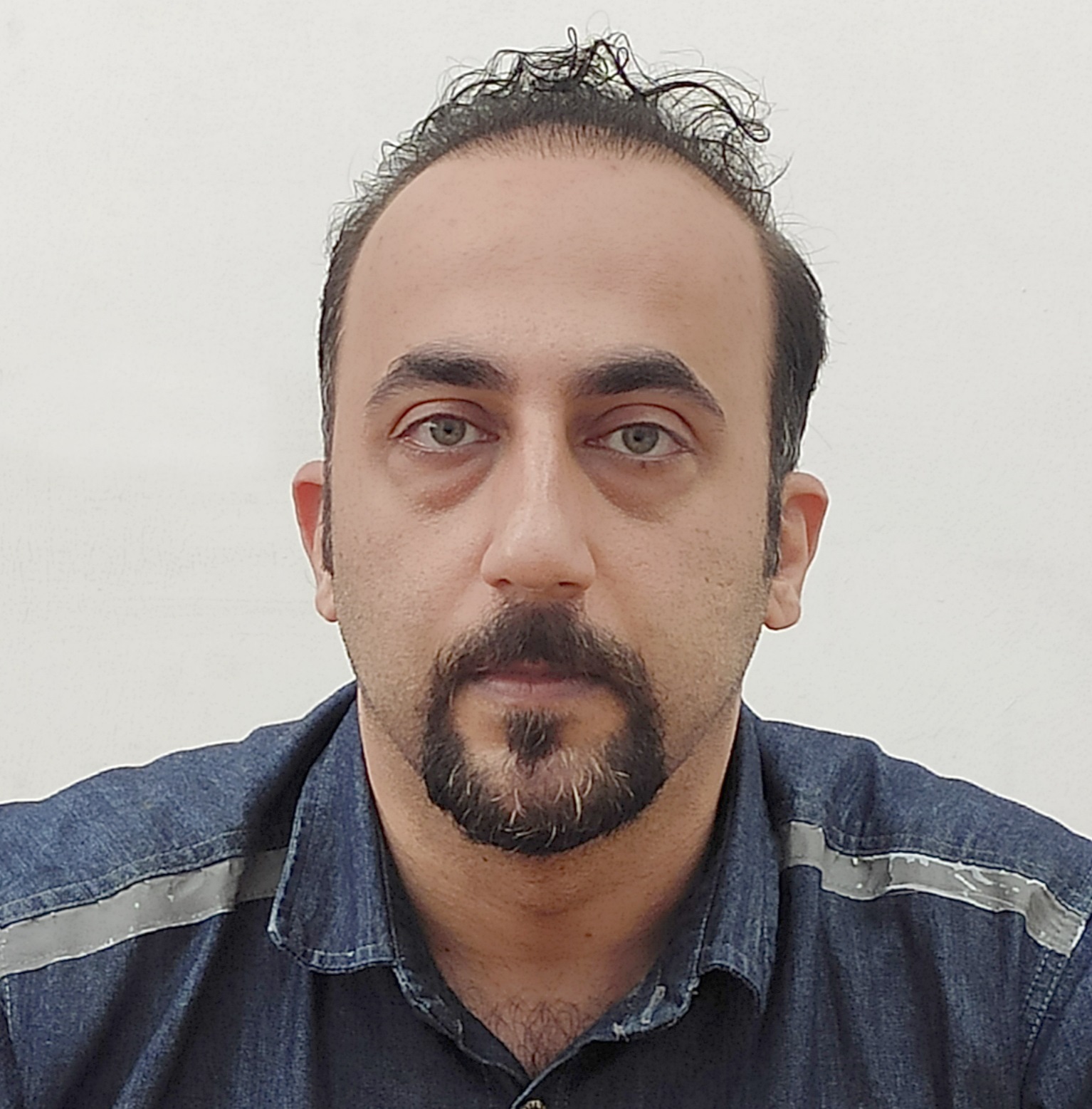 محمود گرامی‌مقدم